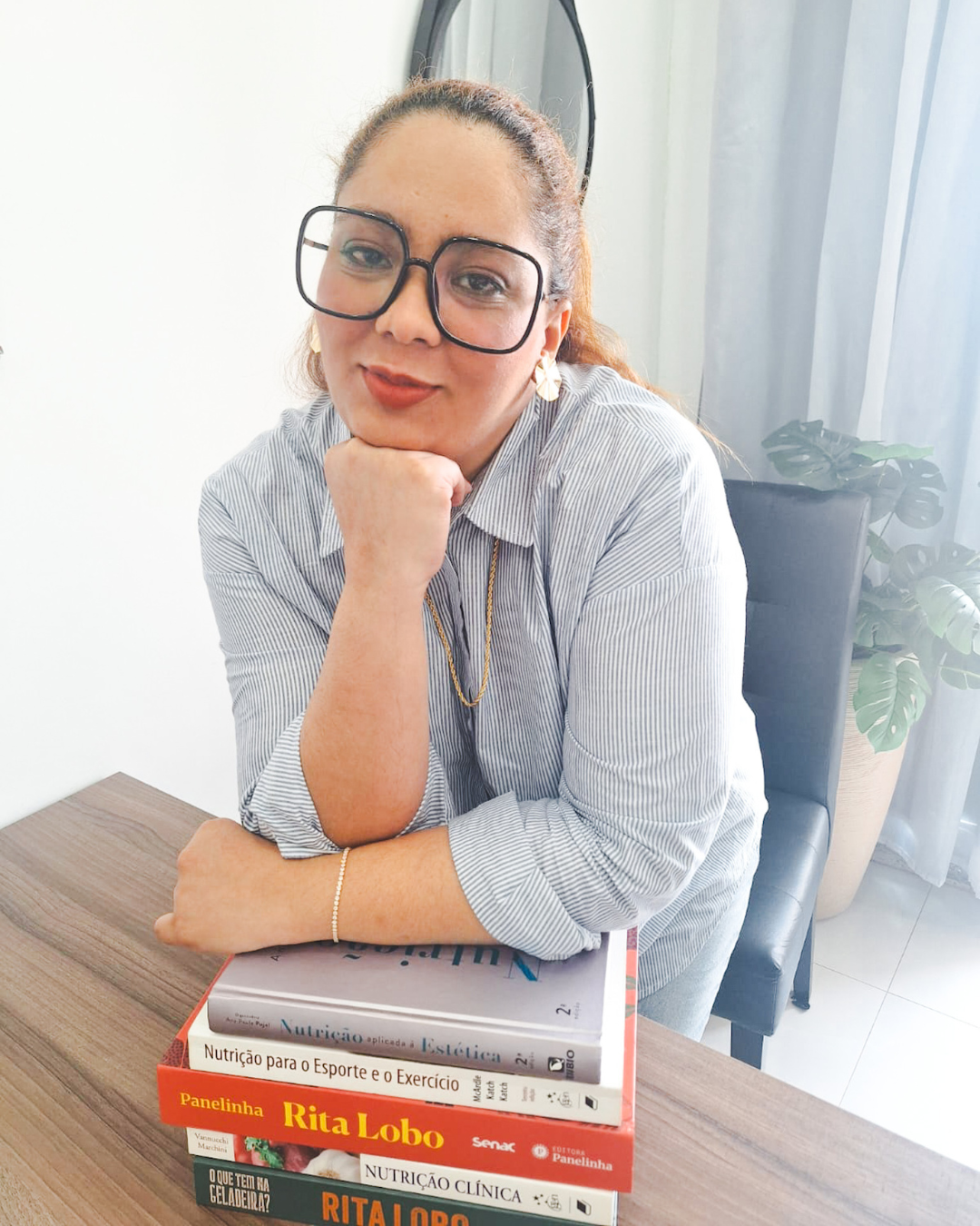 Renata Torres - Nutricionista particular em Osasco-SP, especializada em Nutrição Estética e Esportiva.